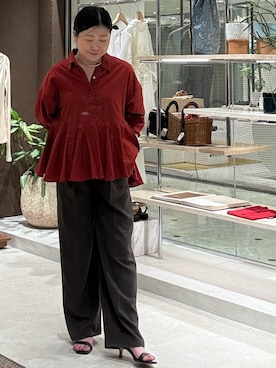 「GALLARDAGALANTE（ガリャルダガランテ）のフレアブラウス（シャツ/ブラウス、レッド系）」を使った、ggみきさん（レディース・153cm）の春コーディネート