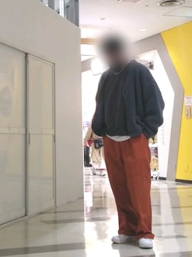 「エアフォース1」｜「アイテム（グレー系）」を使った、たこさん（メンズ・173cm）の秋コーディネート