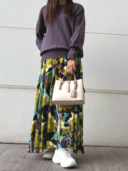 セール】アウトリンキングVネックニット（ニット/セーター