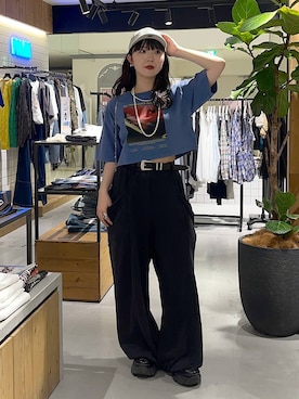 「PAGEBOY（ページボーイ）の<高畠百加着用アイテム>プラットチャンキースニーカー（スニーカー、ブラック系）」を使った、kotokoさん（レディース・160cm）の春コーディネート