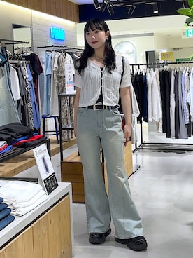 「PAGEBOY（ページボーイ）の<高畠百加着用アイテム>プラットチャンキースニーカー（スニーカー、ブラック系）」を使った、kotokoさん（レディース・160cm）の春コーディネート