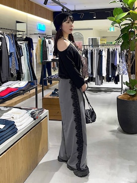 「PAGEBOY（ページボーイ）の<高畠百加着用アイテム>プラットチャンキースニーカー（スニーカー、ブラック系）」を使った、kotokoさん（レディース・160cm）の春コーディネート