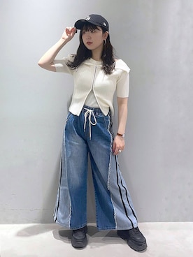 「JEANASIS（ジーナシス）のランダムアウトソールスニーカー/968688（スニーカー）」を使った、kotokoさん（レディース・160cm）の春コーディネート