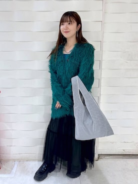 「PAGEBOY（ページボーイ）のモンスターフェザーカーディガン（カーディガン/ボレロ）」を使った、kotokoさん（レディース・160cm）の冬コーディネート