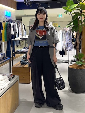 「PAGEBOY（ページボーイ）の<高畠百加着用アイテム>プラットチャンキースニーカー（スニーカー、ブラック系）」を使った、kotokoさん（レディース・160cm）の春コーディネート