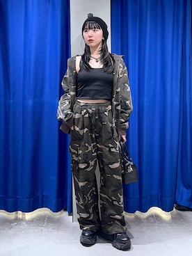 「PAGEBOY（ページボーイ）の<高畠百加着用アイテム>プラットチャンキースニーカー（スニーカー、ブラック系）」を使った、kotokoさん（レディース・160cm）の春コーディネート