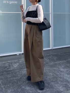 「IACUCCI（イアクッチ）のセンティエーロ ミニトート CERVO（トートバッグ、イエロー系）」を使った、ma_suzu_さん（レディース・162cm）の春コーディネート