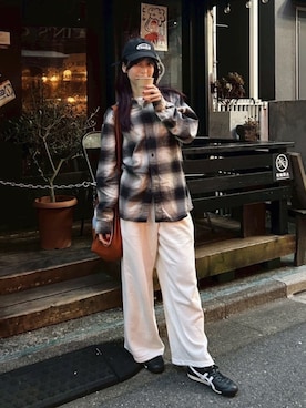 「アイテム（キャップ）」を使った、kannaさん（レディース・163cm）の秋コーディネート