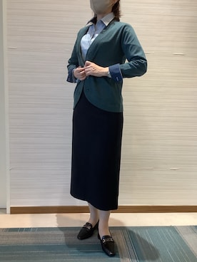 「アイテム（ビジネスシャツ）」を使った、SHIRTS PLAZA 長崎みらいココウォーク店さん（レディース・164cm）の冬コーディネート