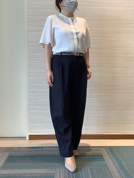 「TOKYO SHIRTS（トウキョウシャツ）のシルキーサテン ピンタック ブラウス 半袖（シャツ/ブラウス、ホワイト系）」を使った、SHIRTS PLAZA 長崎みらいココウォーク店さん（レディース・164cm）の夏コーディネート