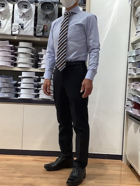 「TOKYO SHIRTS（トウキョウシャツ）の形態安定ノンアイロン ホリゾンタルワイド 長袖ビジネスワイシャツ（ビジネスシャツ、ブルー系）」を使った、BRICK HOUSE by Tokyo Shirts 川口前川イオンモール店さん（メンズ・165cm）の春コーディネート