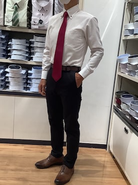 「アイテム（ビジネスシャツ、レッド系）」を使った、BRICK HOUSE by Tokyo Shirts 川口前川イオンモール店さん（メンズ・165cm）の秋コーディネート