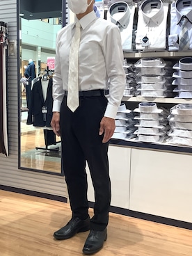 「TOKYO SHIRTS（トウキョウシャツ）の【透け防止】 形態安定ノンアイロン レギュラー 長袖ビジネスワイシャツ 白無地（ビジネスシャツ、ホワイト系）」を使った、BRICK HOUSE by Tokyo Shirts 川口前川イオンモール店さん（メンズ・165cm）の夏コーディネート