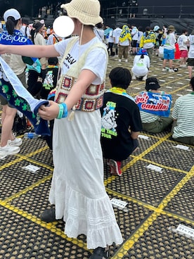 「Libra Cue（リブラ キュー）のアイテム（スカート）」を使った、eoeoさん（レディース・165cm）の夏コーディネート