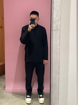 「DRKSHDW by RICK OWENS（ダークシャドウ バイ リックオウエンス）のアイテム（シューズ）」を使った、Xavier さん（メンズ・174cm）の冬コーディネート