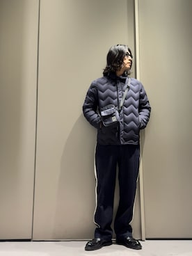 「アイテム（メッセンジャーバッグ、ブルー系）」を使った、SANNANDESUさん（メンズ・178cm）の冬コーディネート