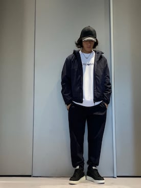 「ジャージーパンツ」｜「アイテム（キャップ）」を使った、SANNANDESUさん（メンズ・179cm）の秋コーディネート
