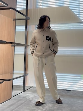 「ホワイトパンツ」｜「アイテム（ブルゾン）」を使った、SANNANDESUさん（メンズ・179cm）の秋コーディネート