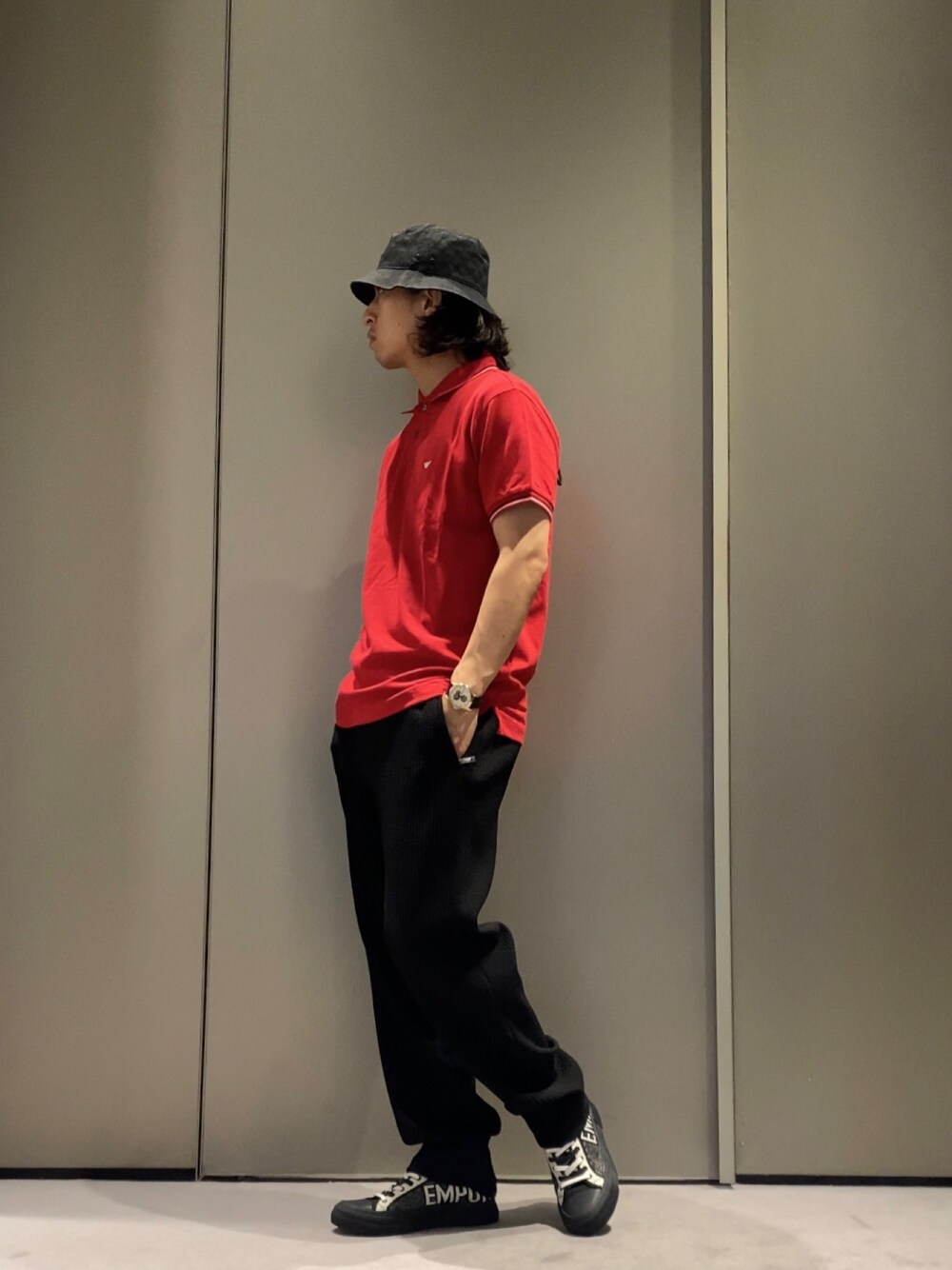 アルマーニ ハイトップスニーカー再生ニット ジャカードロゴ