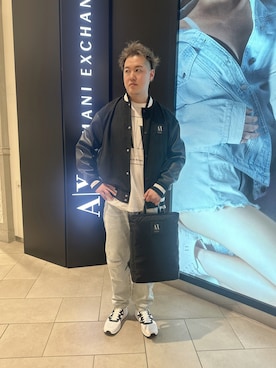 「ARMANI EXCHANGE（アルマーニエクスチェンジ）のアイテム（ブルゾン）」を使った、E.YASUさん（メンズ・175cm）の春コーディネート