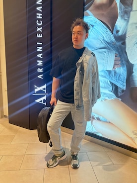「ARMANI EXCHANGE（アルマーニエクスチェンジ）のアイテム（デニムジャケット）」を使った、E.YASUさん（メンズ・175cm）の春コーディネート