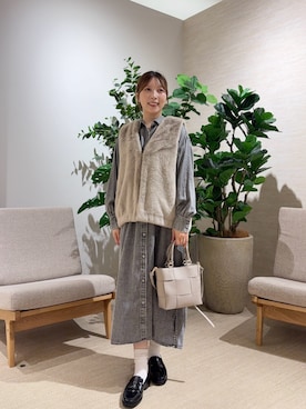 「アイテム（ベスト）」を使った、ひなのさん（レディース・156cm）の秋コーディネート