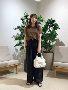 「Jena espace merveilleux（ジェナ　エスパスメルヴェイユ）のジョーゼットカットソー（Tシャツ/カットソー、ブラウン系）」を使った、ひなのさん（レディース・156cm）の夏コーディネート
