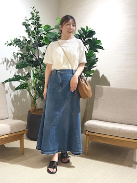 「Jena espace merveilleux（ジェナ　エスパスメルヴェイユ）のシアーパッチワークカットソー（Tシャツ/カットソー、ホワイト系）」を使った、ひなのさん（レディース・156cm）の夏コーディネート