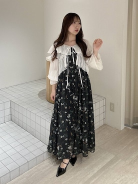 「mysty woman（ミスティウーマン）のエナメルストラップミュール 647876（サンダル、ブラック系）」を使った、rinoさん（レディース）の春コーディネート