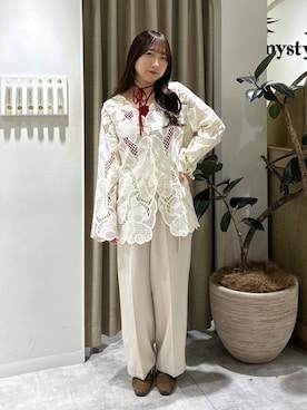 「アイテム（キャミソール、レッド系）」を使った、rinoさん（レディース・156cm）の秋コーディネート