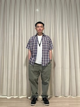 「アイテム（Tシャツ/カットソー）」を使った、鄧江江さん（メンズ・168cm・40代）の夏コーディネート