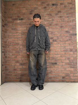 「DANKE SCHON（ダンケシェーン）のアイテム（パーカー）」を使った、しんさん（メンズ・182cm）の冬コーディネート