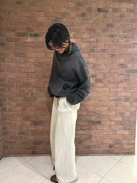 「WHITELAND（ホワイトランド）のアイテム（トップス）」を使った、しんさん（メンズ・182cm）の秋コーディネート