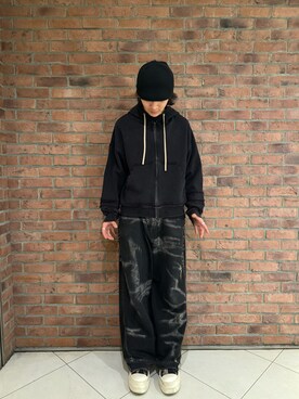 「DANKE SCHON（ダンケシェーン）のアイテム（パーカー）」を使った、しんさん（メンズ・182cm）の冬コーディネート