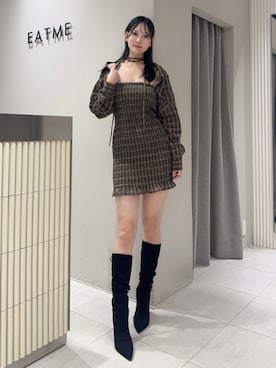 「アイテム（バレッタ/ヘアクリップ）」を使った、奏さん（レディース・169cm）の秋コーディネート