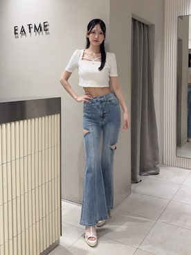 「EATME（イートミー）のフラワービジューヘアクリップ（バレッタ/ヘアクリップ、ゴールド系）」を使った、奏さん（レディース・169cm）の夏コーディネート