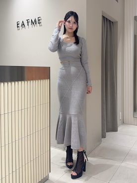 「アイテム（バレッタ/ヘアクリップ）」を使った、奏さん（レディース・169cm）の秋コーディネート