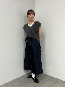 「アイテム（デニムスカート）」を使った、moeriさん（レディース・159cm）の秋コーディネート