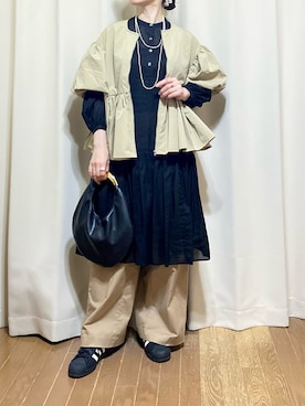 「アイテム（ノーカラージャケット）」を使った、chocotohanaさん（レディース・161cm）の秋コーディネート