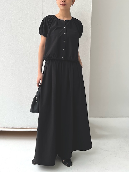 15日迄価格 新品未使用 gypsohila バルーンブラウス  BLACK 軽量ドライストレッチバルーンブラウス【サスティナブル】（シャツ