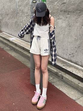 「アイテム（帽子、グレー系）」を使った、ibuさん（レディース・164cm）の秋コーディネート