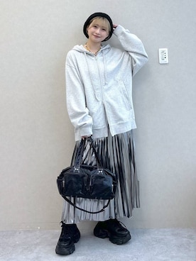 「PAGEBOY」｜「アイテム（ハンチング/ベレー帽）」を使った、moeさん（レディース・158cm）の秋コーディネート