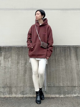 「Levi's（リーバイス）のアイテム（パーカー）」を使った、よしださん（レディース・169cm）の秋コーディネート