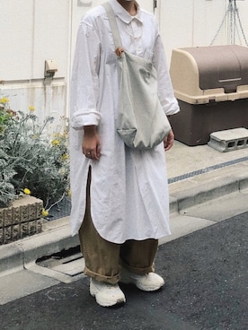 「TASINAMI（タシナミ）のアイテム（トートバッグ）」を使った、Yukaさん（レディース・156cm）の夏コーディネート