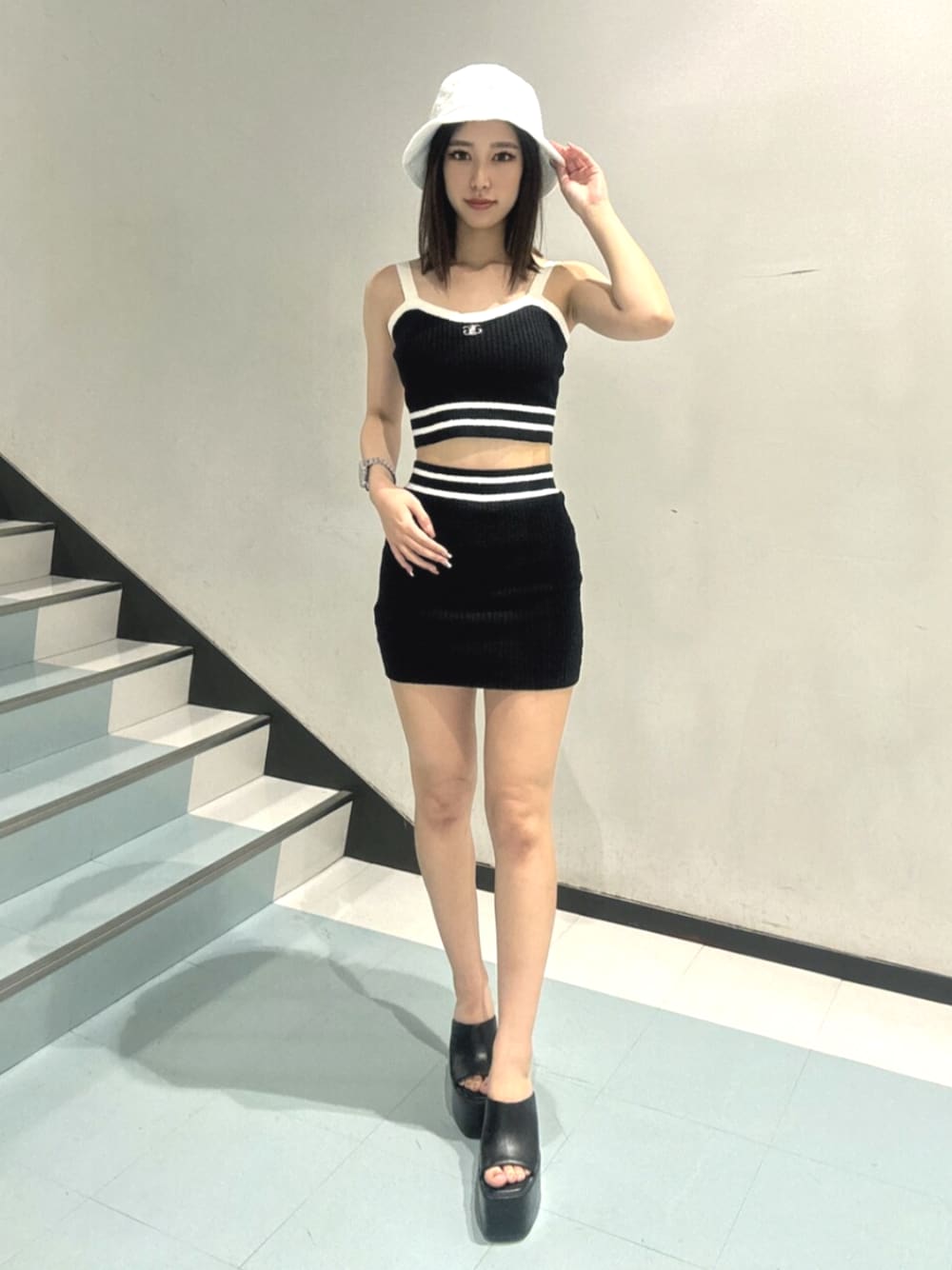 【GYDA】トラックラインスウェットトップス ジェイダ GYDA Square gyda LINE スリーブ スウェット トップス