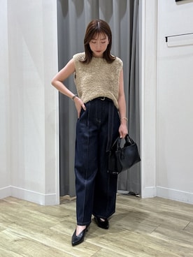 「アイテム（バングル/リストバンド）」を使った、arisaさん（レディース・156cm）の秋コーディネート