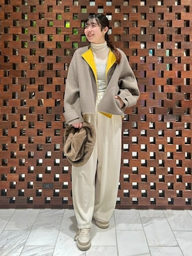 「アイテム（ノーカラーコート）」を使った、HOUSE OF LOTUS　staffさん（レディース・159cm）の秋コーディネート