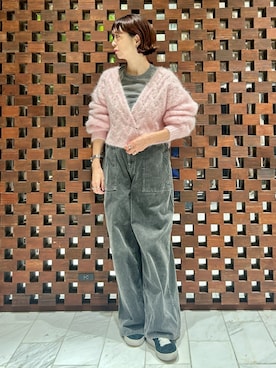 「グレーパンツ」｜HOUSE OF LOTUS　staffさん（レディース・164cm）の秋コーディネート