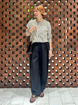 「クルーネックカーディガン」｜HOUSE OF LOTUS　staffさん（レディース・164cm）の夏コーディネート