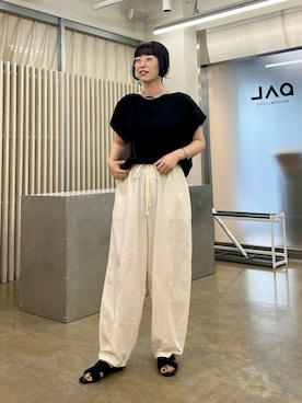 「GALLARDAGALANTE（ガリャルダガランテ）のギャザーコクーンパンツ（その他パンツ、ホワイト系）」を使った、@gg_mizukizuさん（レディース・168cm）の春コーディネート